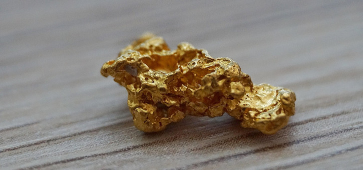 Beitragsbild zu Gold - An der Hürde